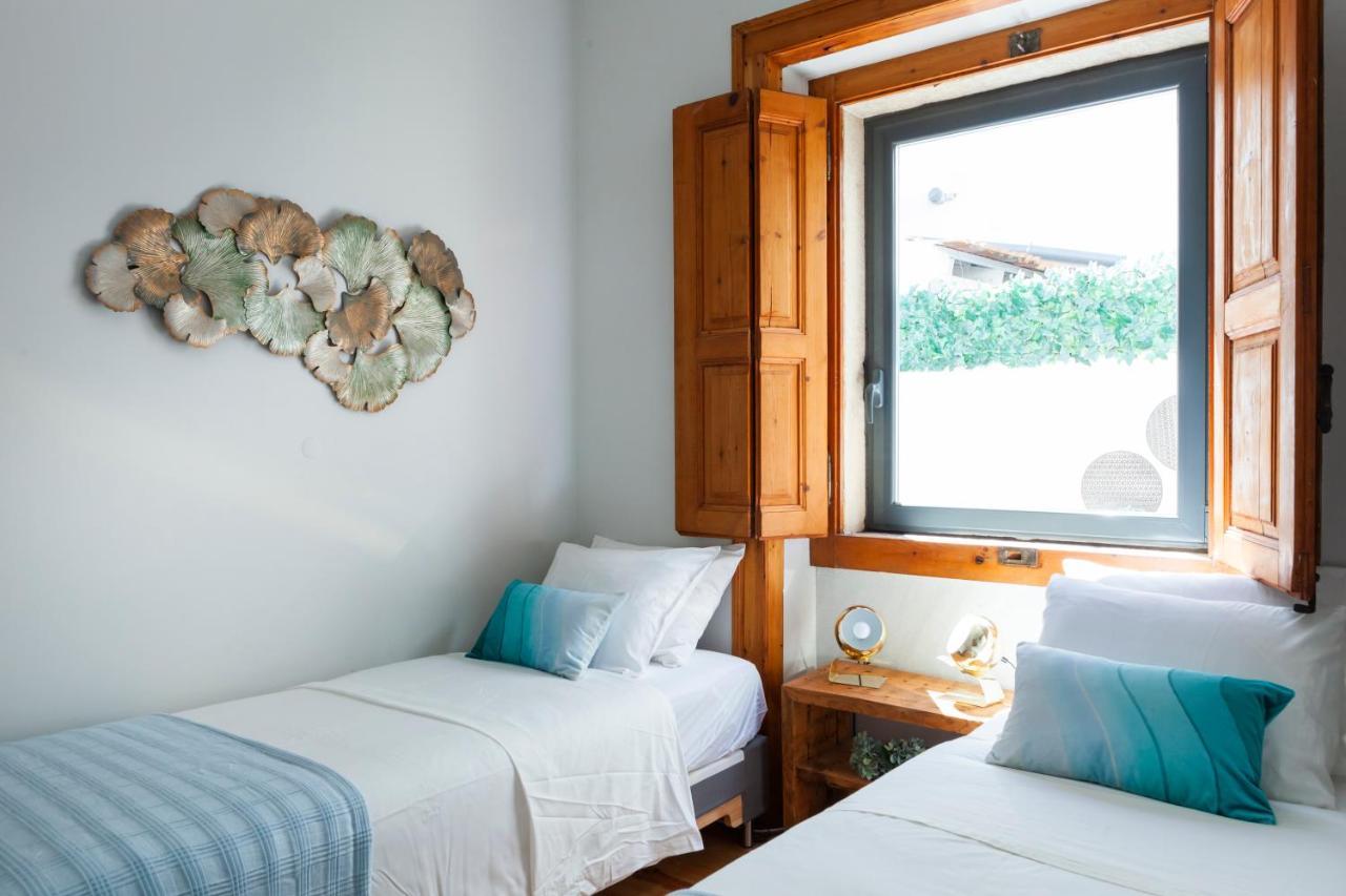 Alfama Terrace Apartment With Authentic XVIII Tiles And Historic Notes 3 Bedrooms & 2 Bathrooms Ac リスボン エクステリア 写真