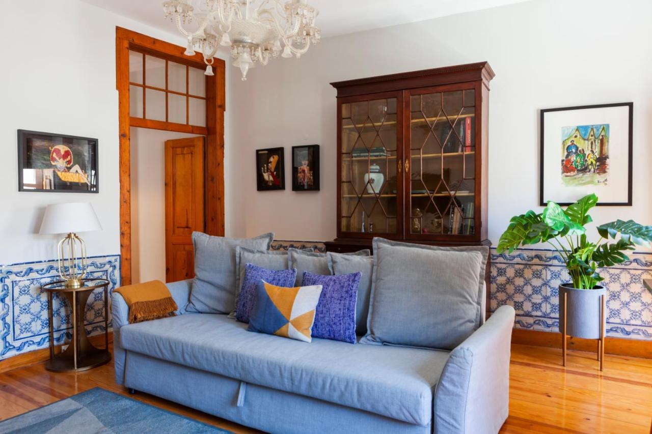 Alfama Terrace Apartment With Authentic XVIII Tiles And Historic Notes 3 Bedrooms & 2 Bathrooms Ac リスボン エクステリア 写真