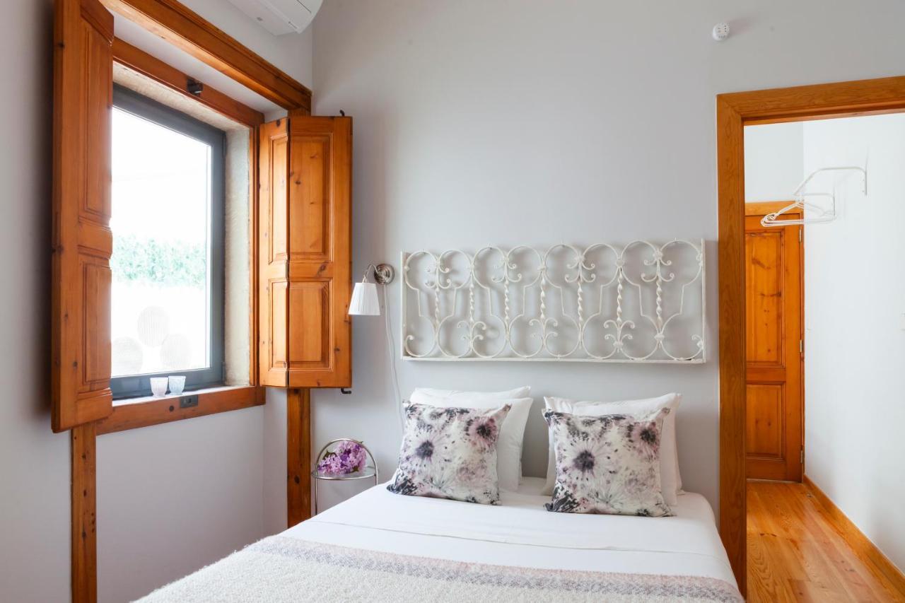Alfama Terrace Apartment With Authentic XVIII Tiles And Historic Notes 3 Bedrooms & 2 Bathrooms Ac リスボン エクステリア 写真